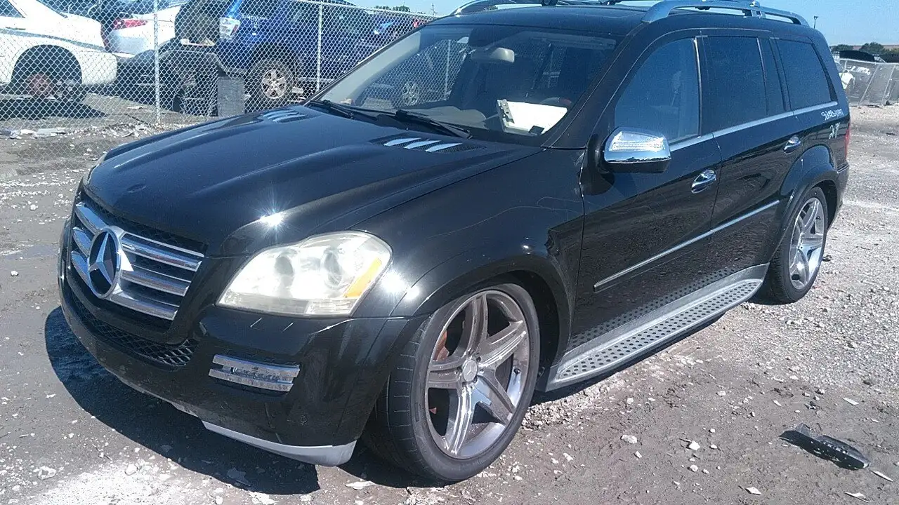 Photo of 2010 Mercedes-Benz Gl550