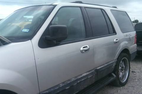 Photo of 2004 Ford Expedition