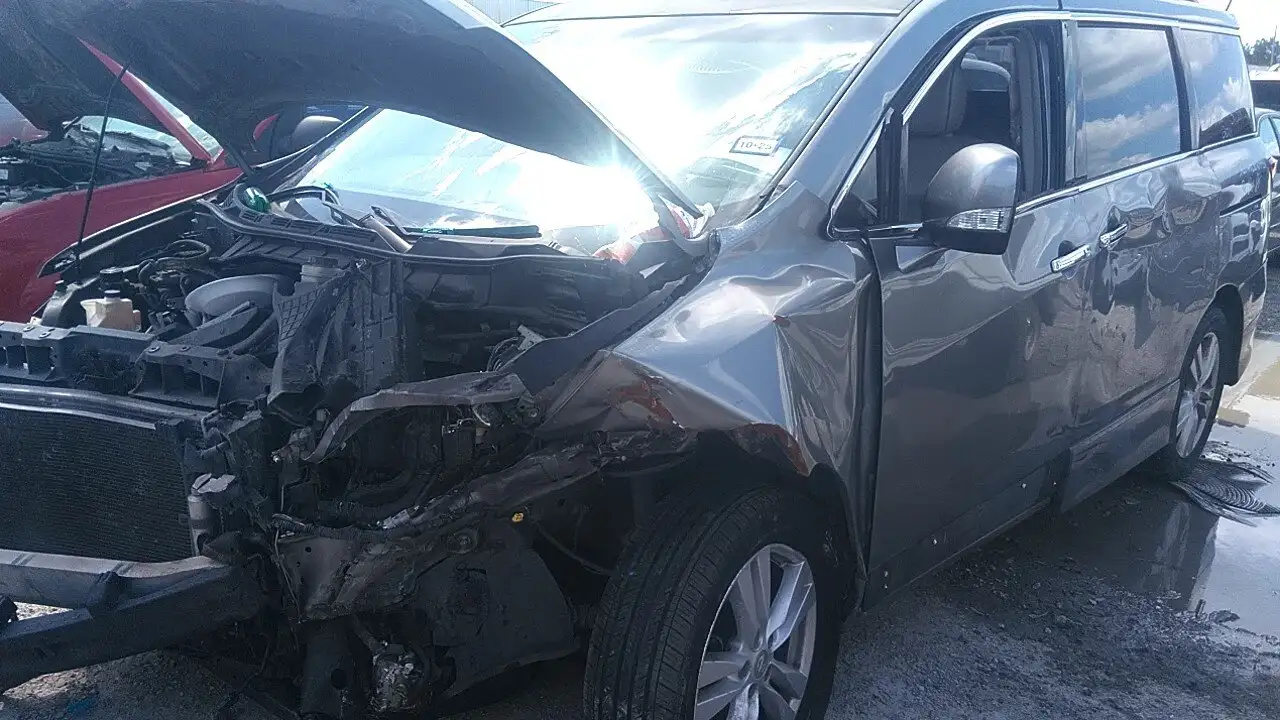 Photo of 2011 Nissan Quest