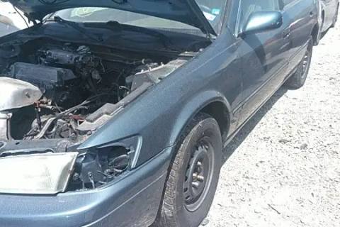 Photo of 1998 Toyota Camry