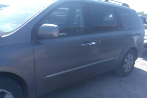Photo of 2007 Hyundai Entourage
