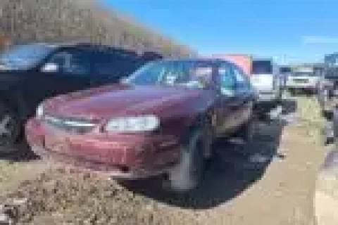 Photo of 2001 Chevrolet Malibu