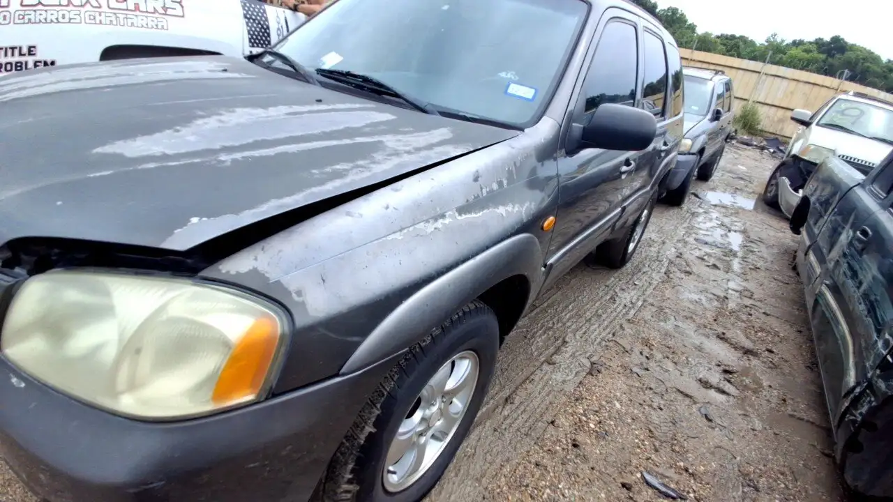 Photo of 2003 Mazda Tribute
