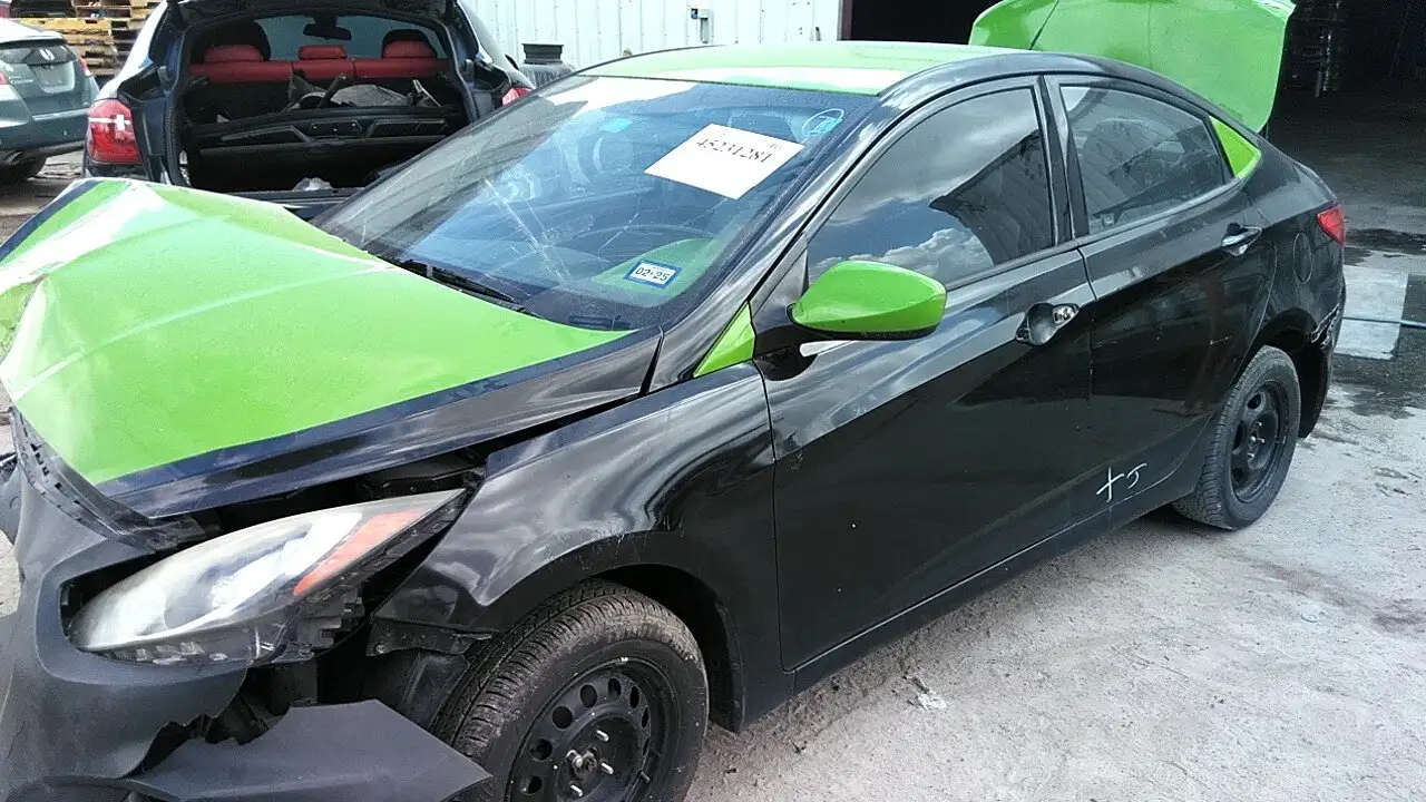 Photo of 2012 Hyundai Accent
