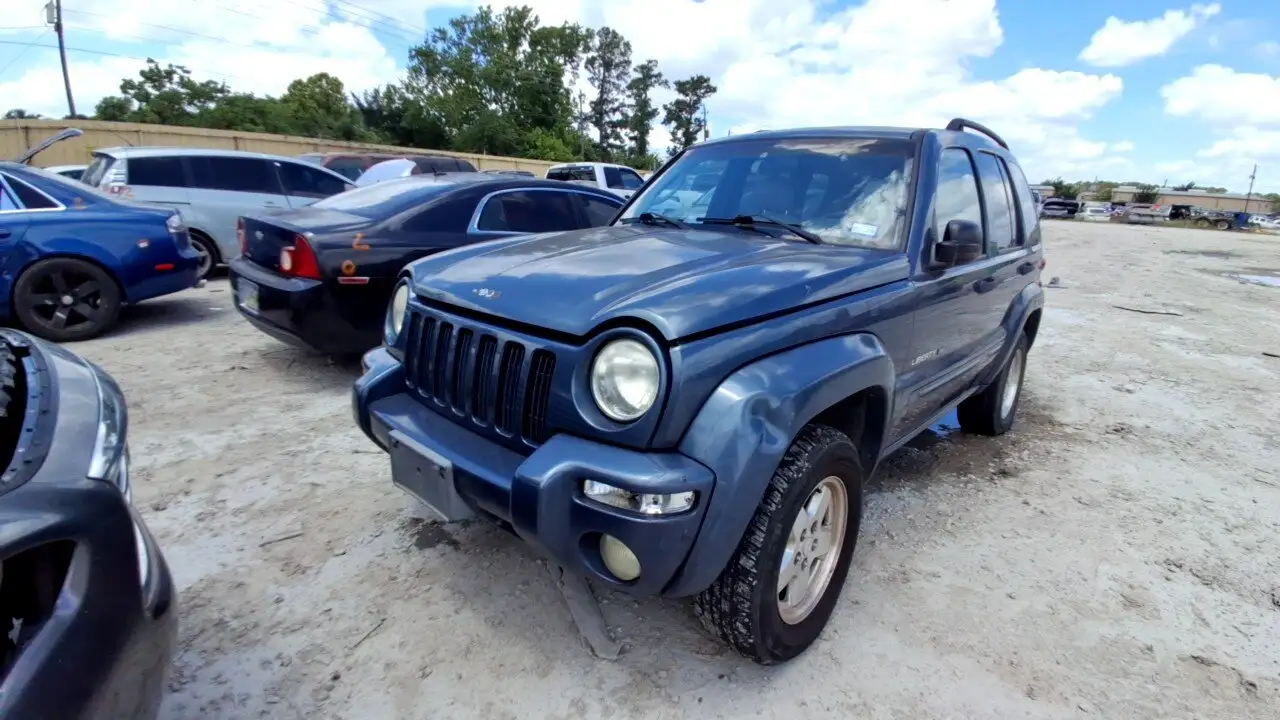 Photo of 2002 Jeep Liberty
