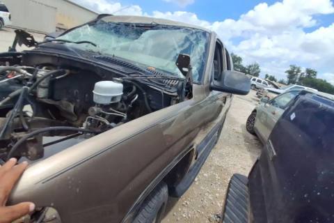 Photo of 2004 Chevrolet Tahoe