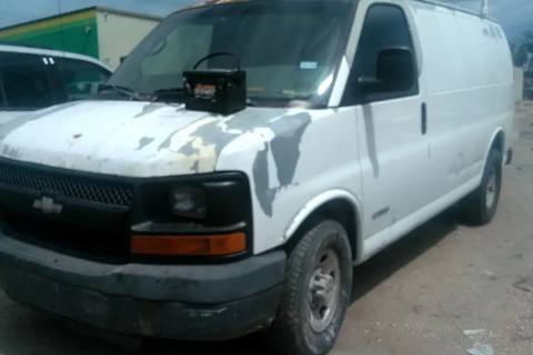 Photo of 2004 Chevrolet Express 2500