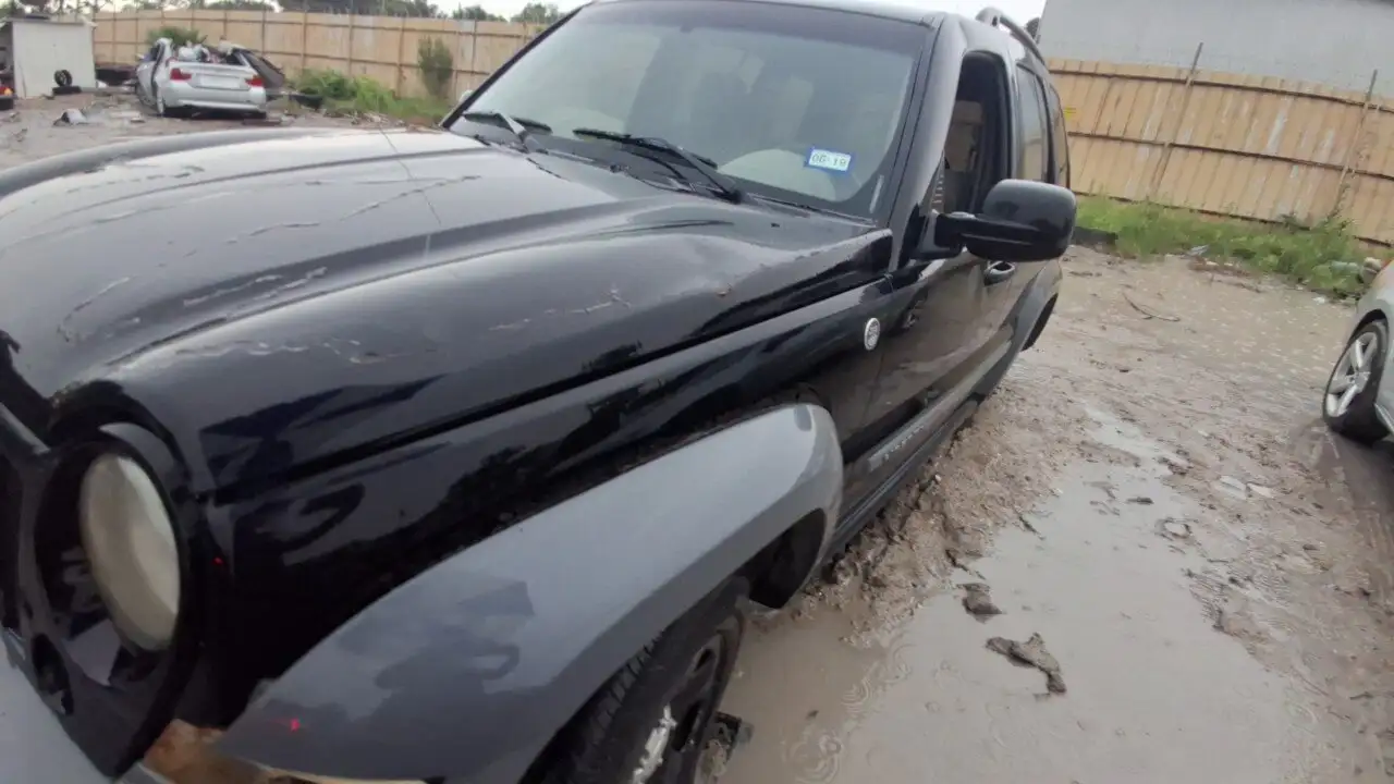 Photo of 2006 Jeep Liberty