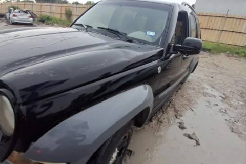 Photo of 2006 Jeep Liberty