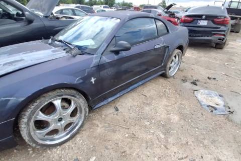 Photo of 2003 Ford Mustang