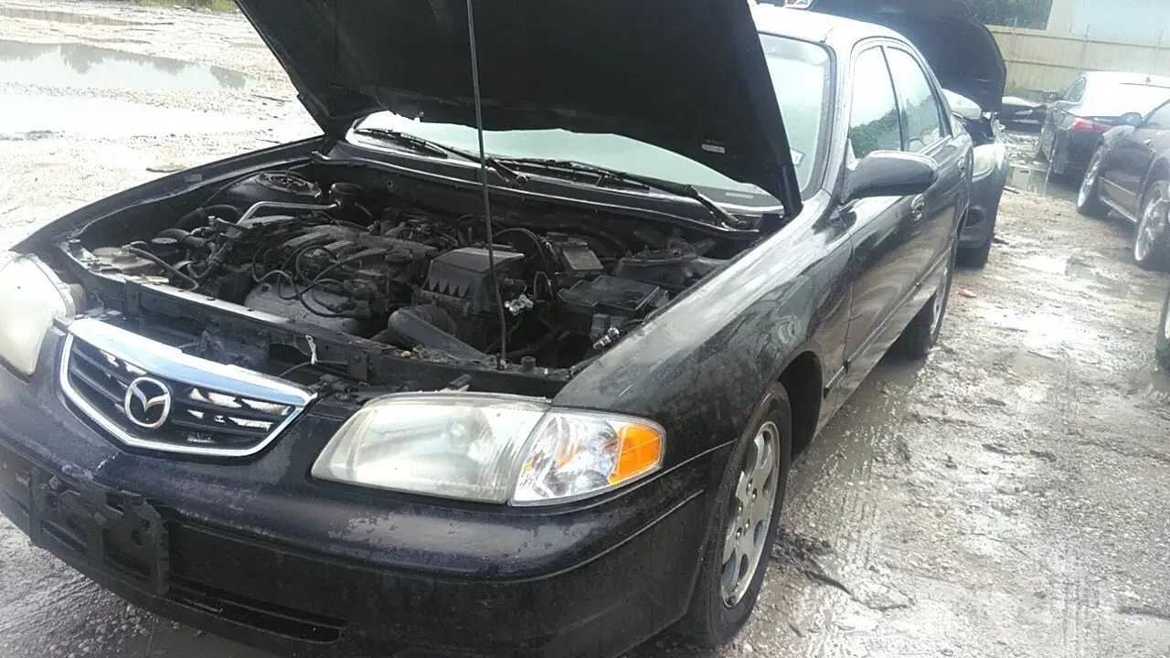 Photo of 2001 Mazda 626