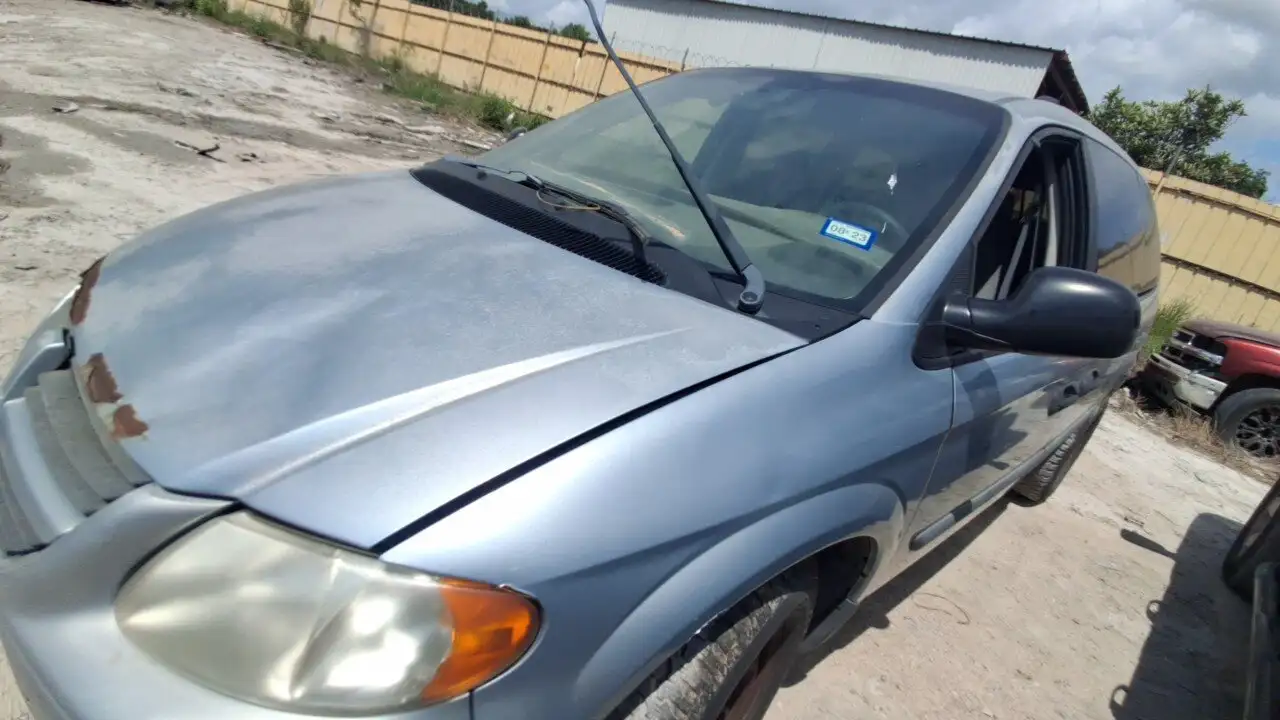 Photo of 2005 Dodge Grand Caravan