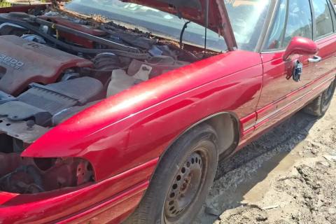 Photo of 1997 Buick Lesabre
