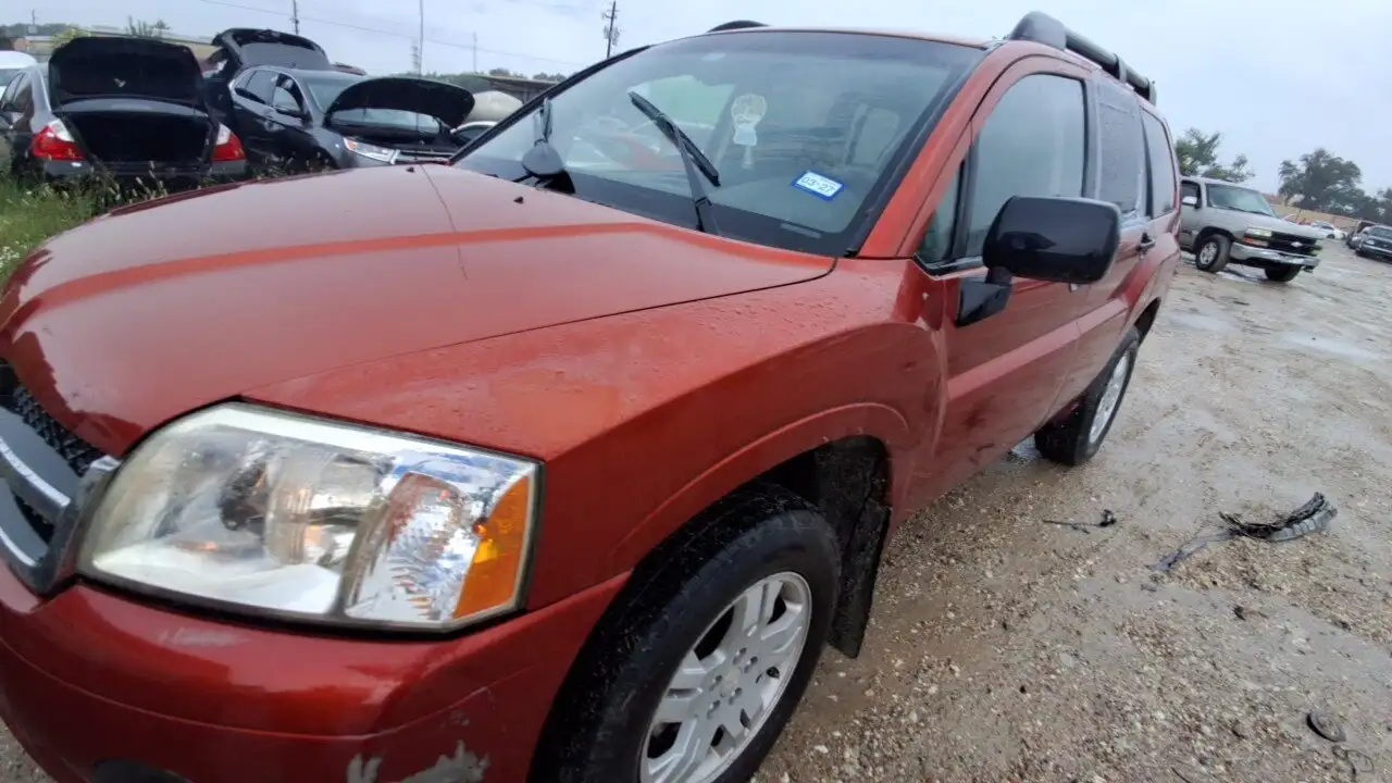 Photo of 2008 Mitsubishi Endeavor