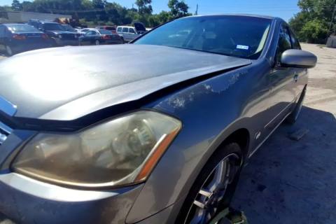 Photo of 2006 Infiniti M45