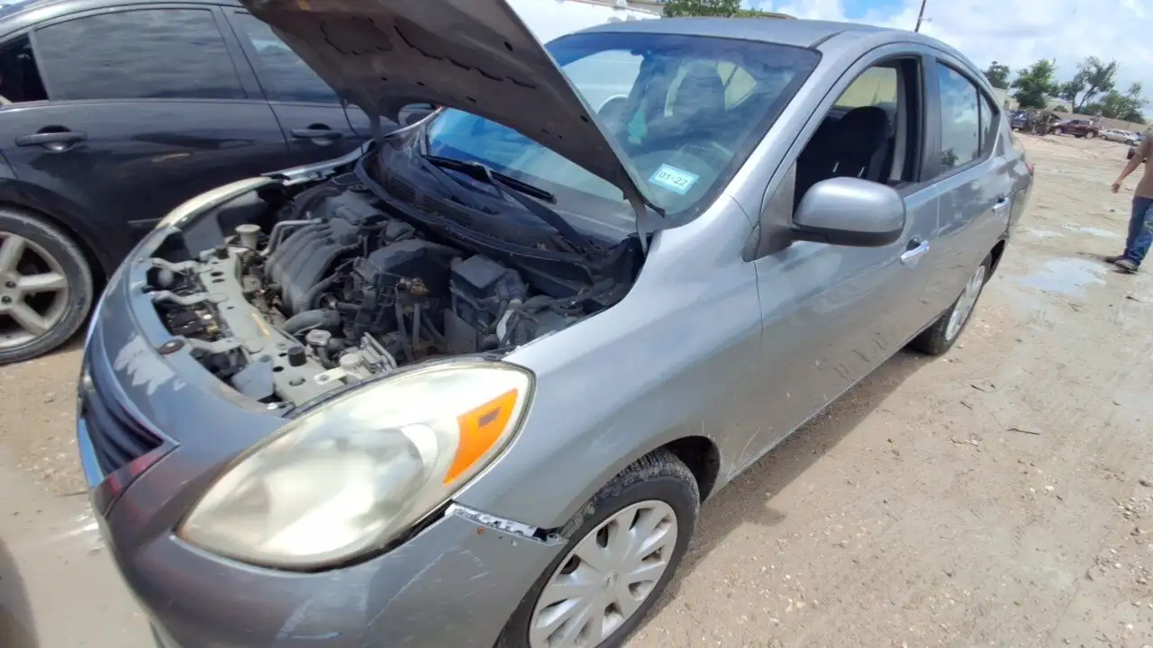 Photo of 2012 Nissan Versa