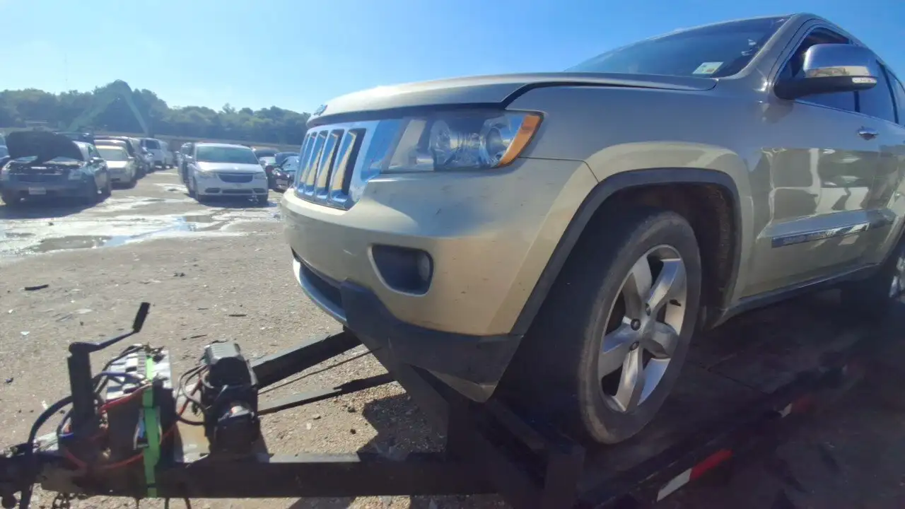 Photo of 2011 Jeep Grand Cherokee