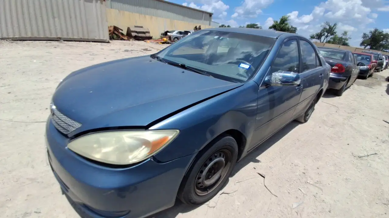Photo of 2004 Toyota Camry