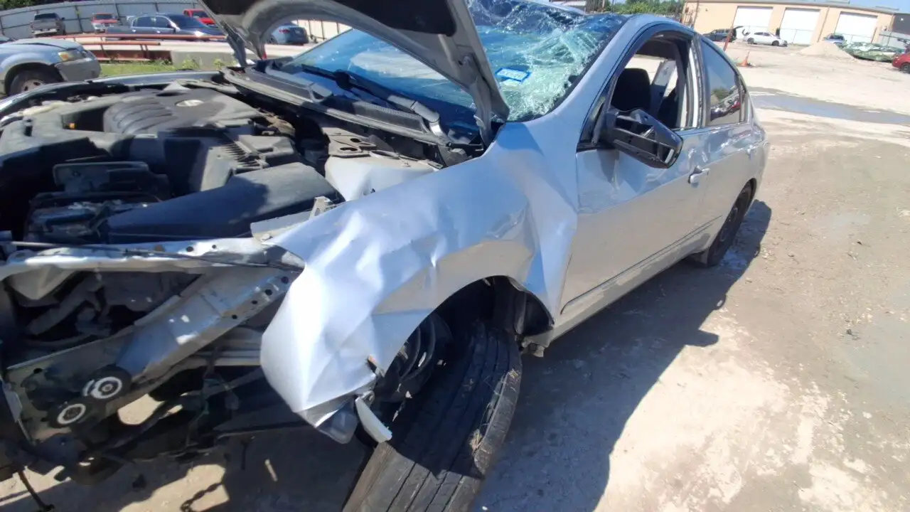 Photo of 2011 Nissan Altima
