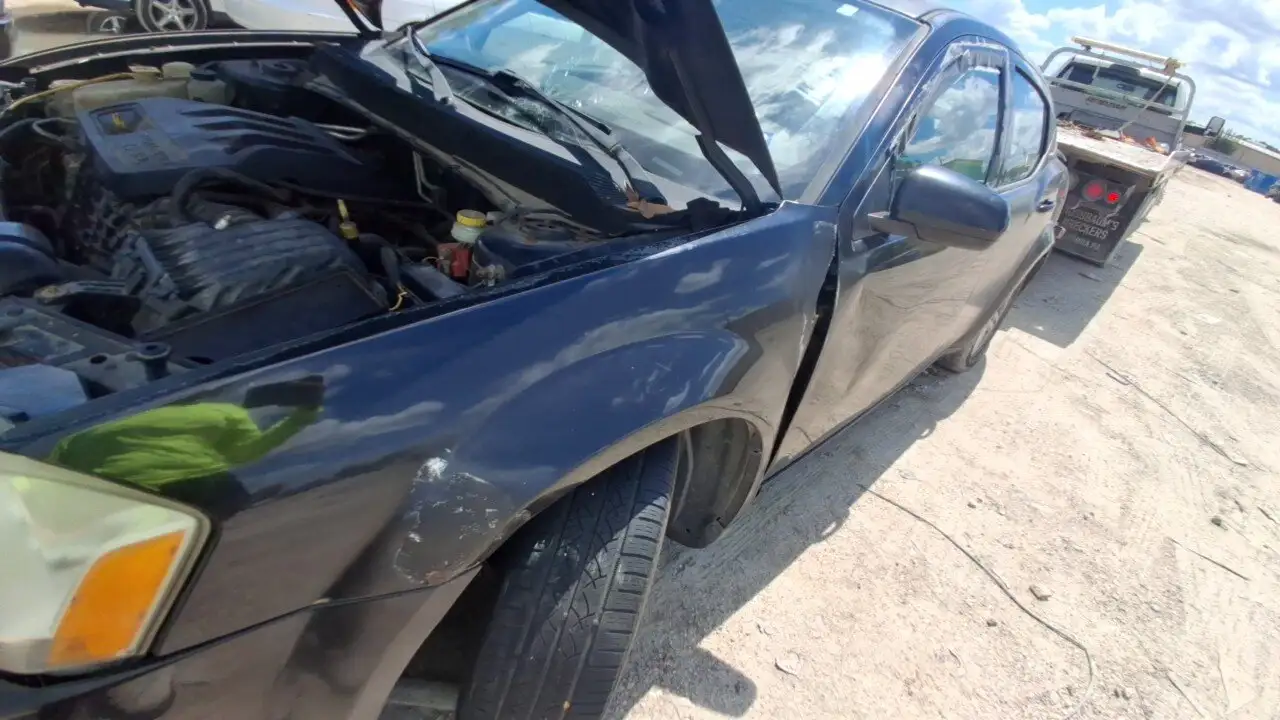 Photo of 2009 Dodge Avenger
