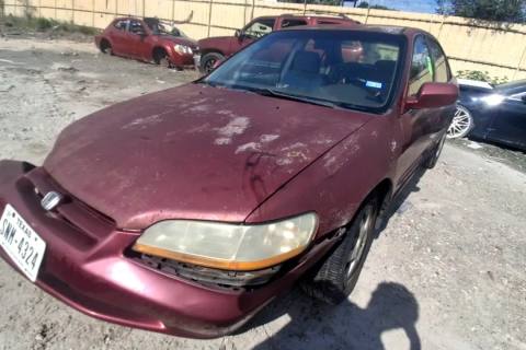 Photo of 2000 Honda Accord