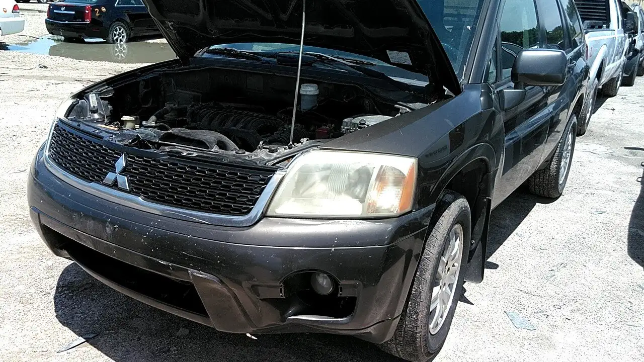 Photo of 2011 Mitsubishi Endeavor