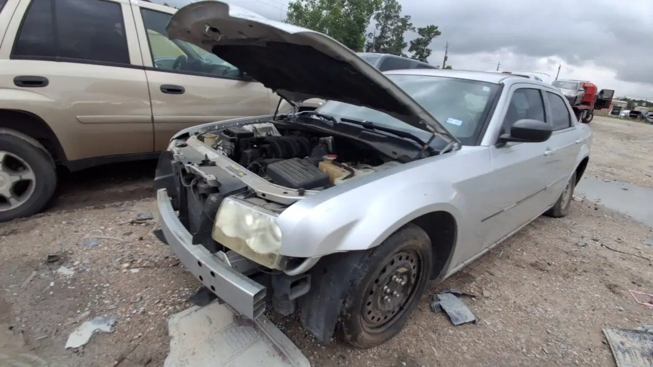 Photo of 2005 Chrysler 300