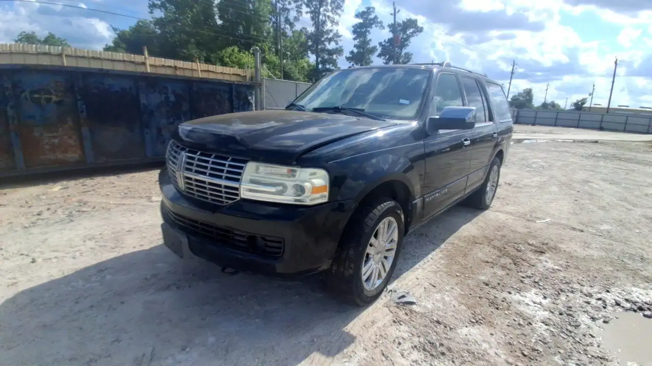 Photo of 2008 Lincoln Navigator