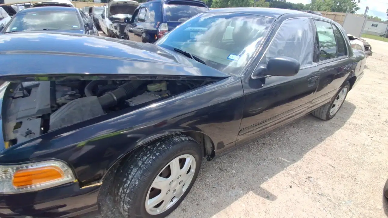 Photo of 2007 Ford Crown Victoria