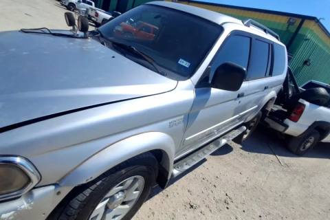 Photo of 2003 Mitsubishi Montero Sport
