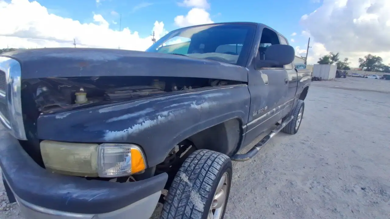 Photo of 2001 Dodge Ram 1500