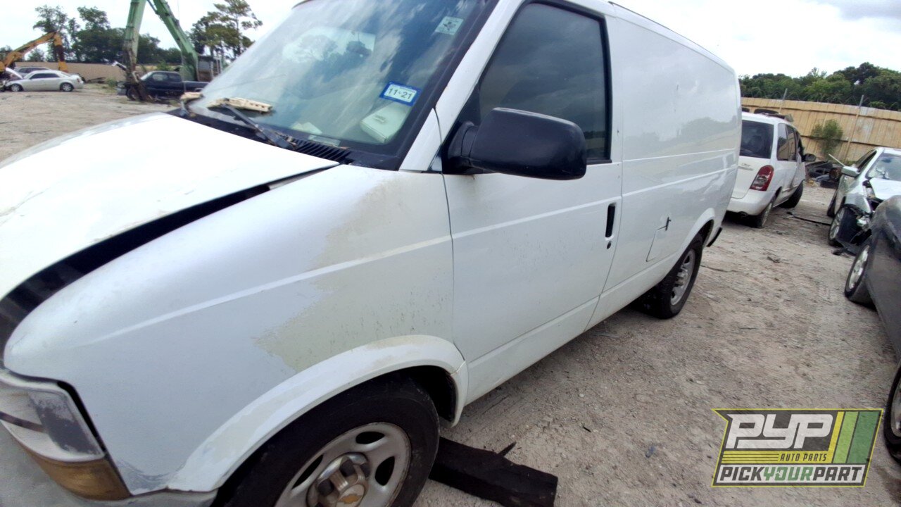 Photo of 2004 Chevrolet Astro