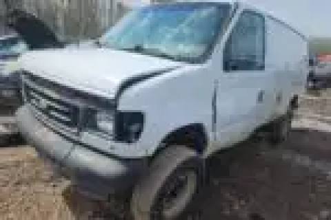 Photo of 2003 Ford Econoline