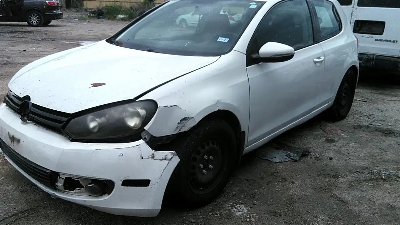 Photo of 2010 Volkswagen Golf