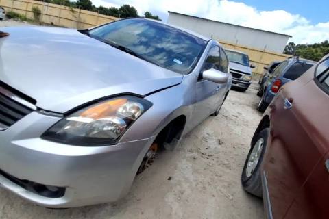 Photo of 2009 Nissan Altima