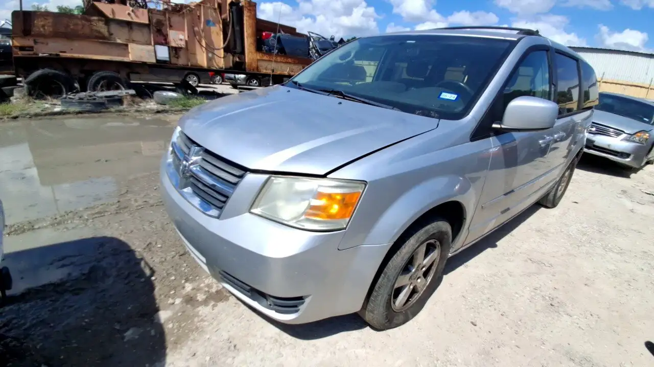 Photo of 2010 Dodge Grand Caravan