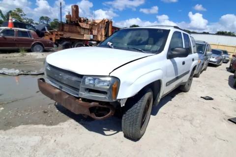 Photo of 2003 Chevrolet Trailblazer