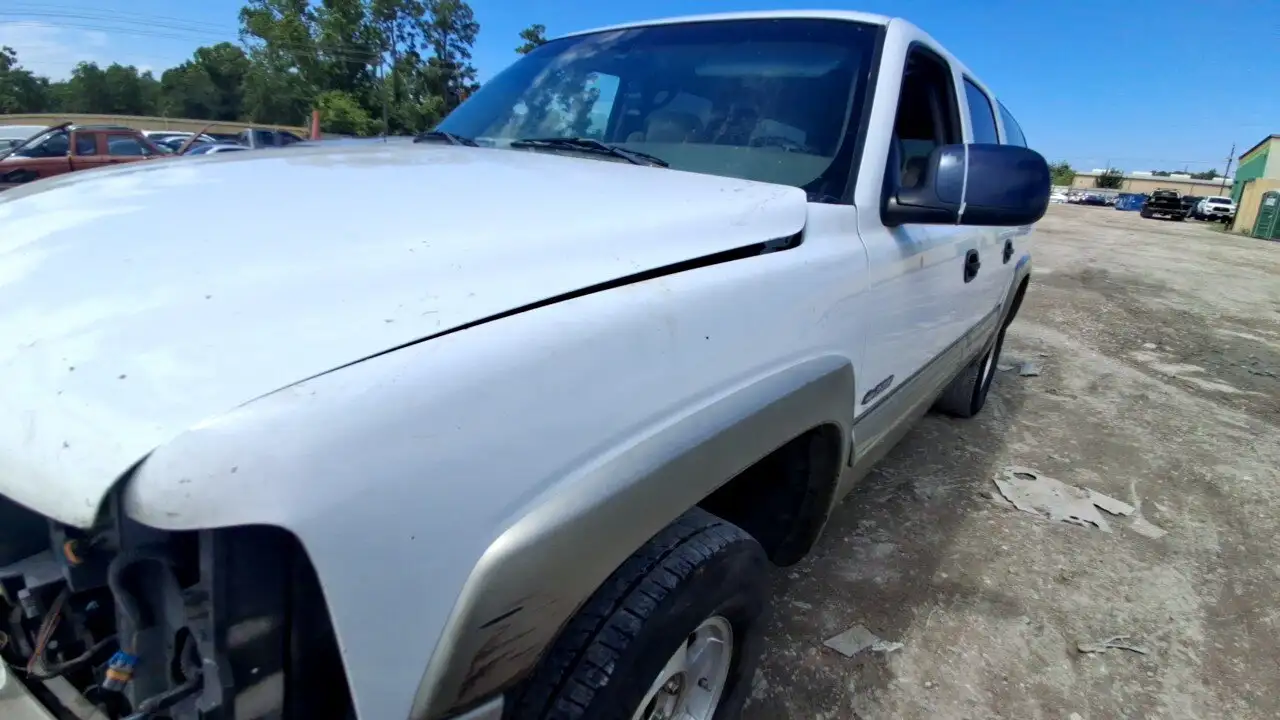 Photo of 2000 Chevrolet Suburban 1500