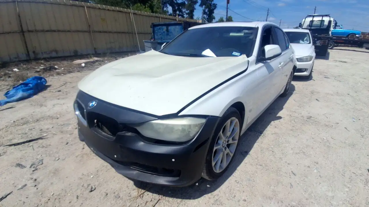 Photo of 2015 Bmw 320I