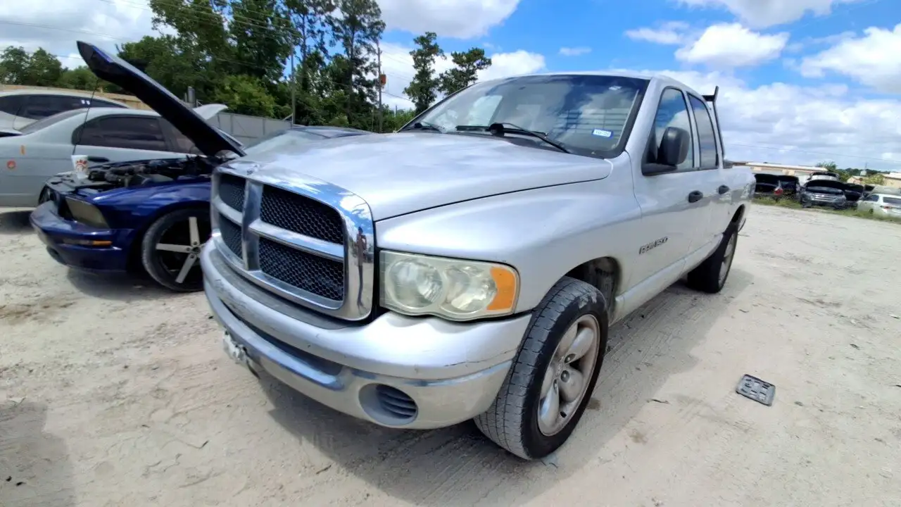 Photo of 2003 Dodge Ram 1500