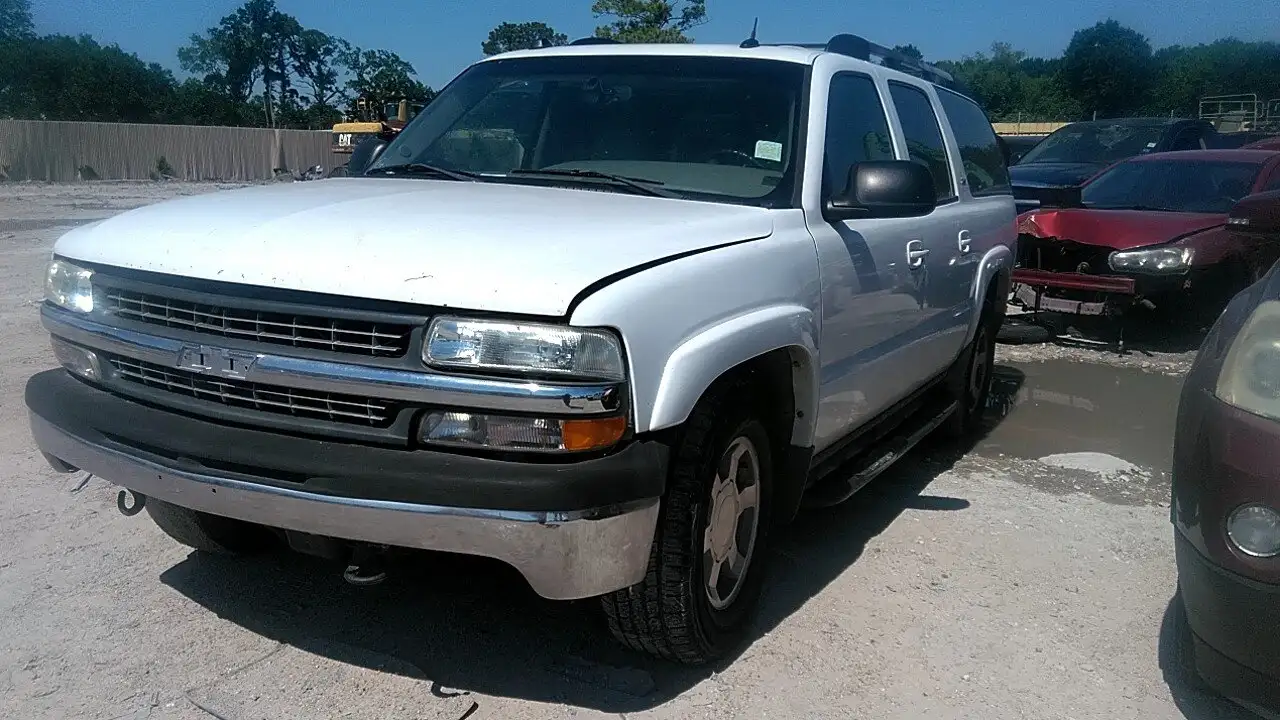 Photo of 2005 Chevrolet Suburban 1500