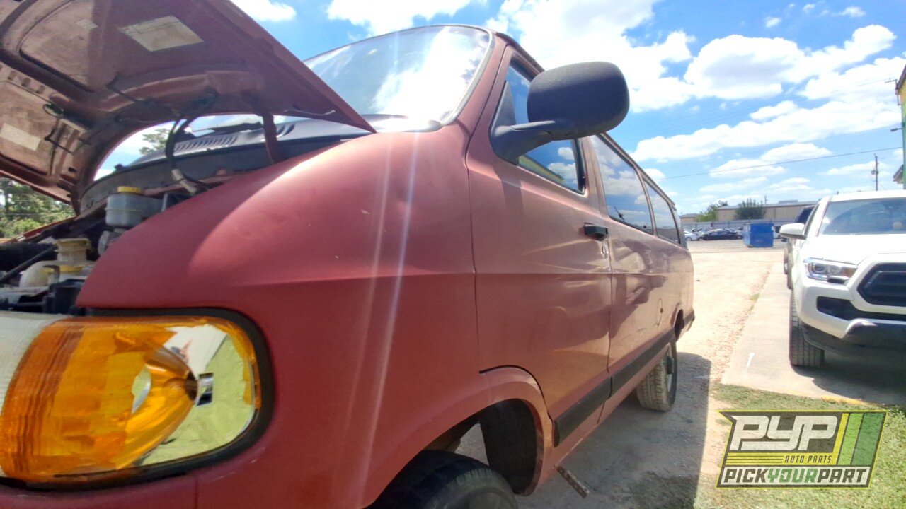 Photo of 2002 Dodge Ram 3500 Van