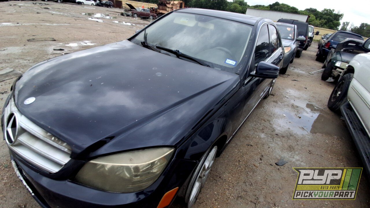 Photo of 2011 Mercedes-Benz C300