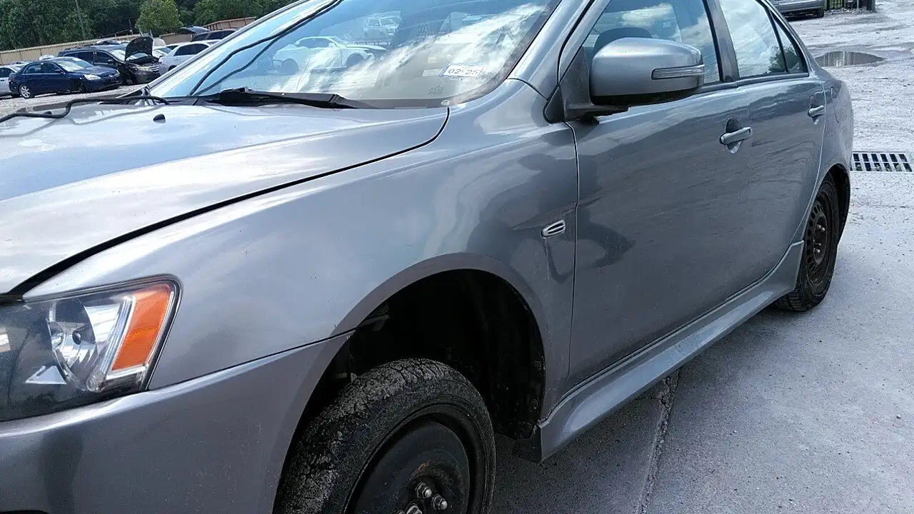 Photo of 2016 Mitsubishi Lancer