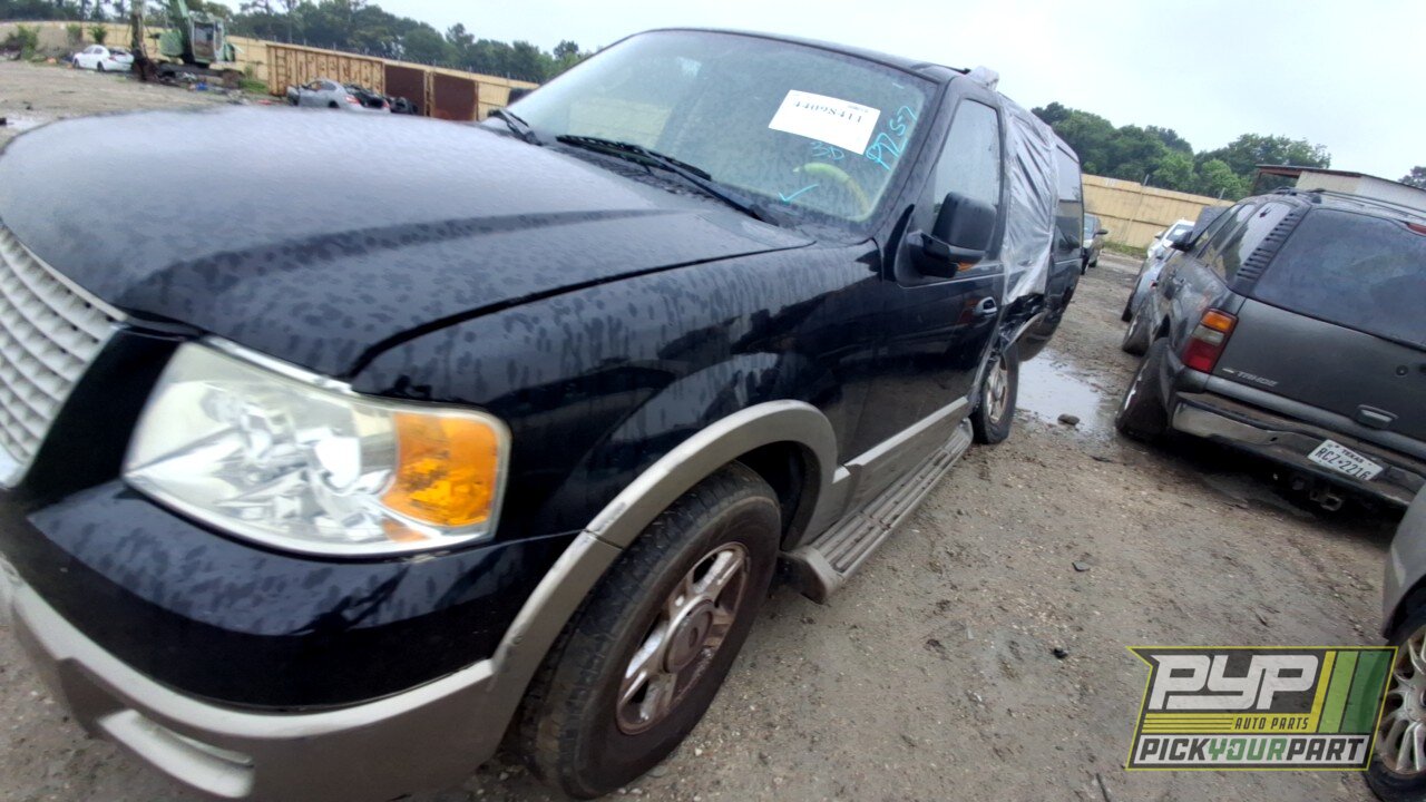 Photo of 2004 Ford Expedition
