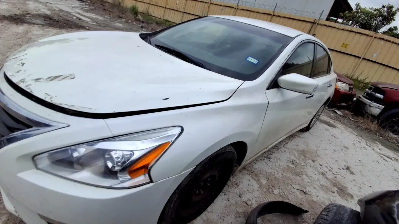 Photo of 2013 Nissan Altima