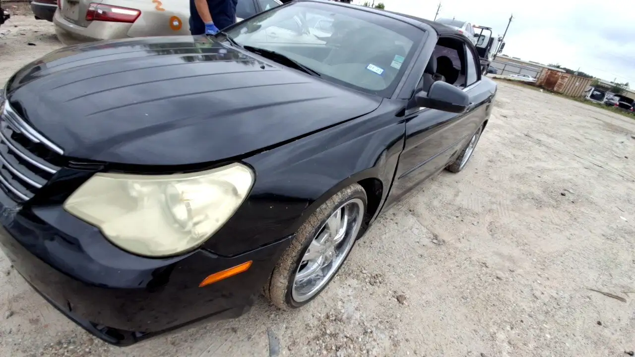 Photo of 2008 Chrysler Sebring
