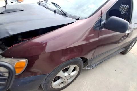 Photo of 2000 Toyota Sienna