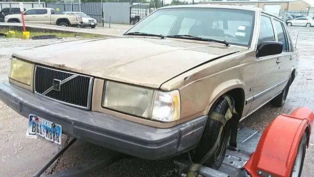 Photo of 1990 Volvo 740