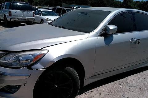 Photo of 2013 Hyundai Genesis